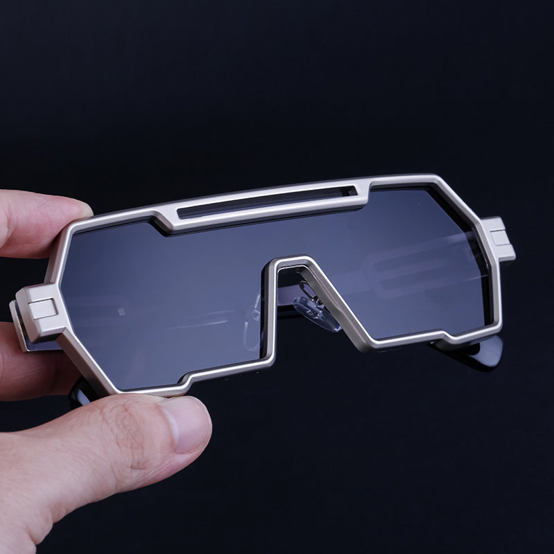 Retro Steam Punk Sunglasses for Men - Unique Eyewear | Lootario - Lootario