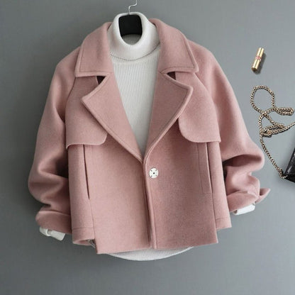 Short Wool Coat - Winter Style | Lootario - Lootario